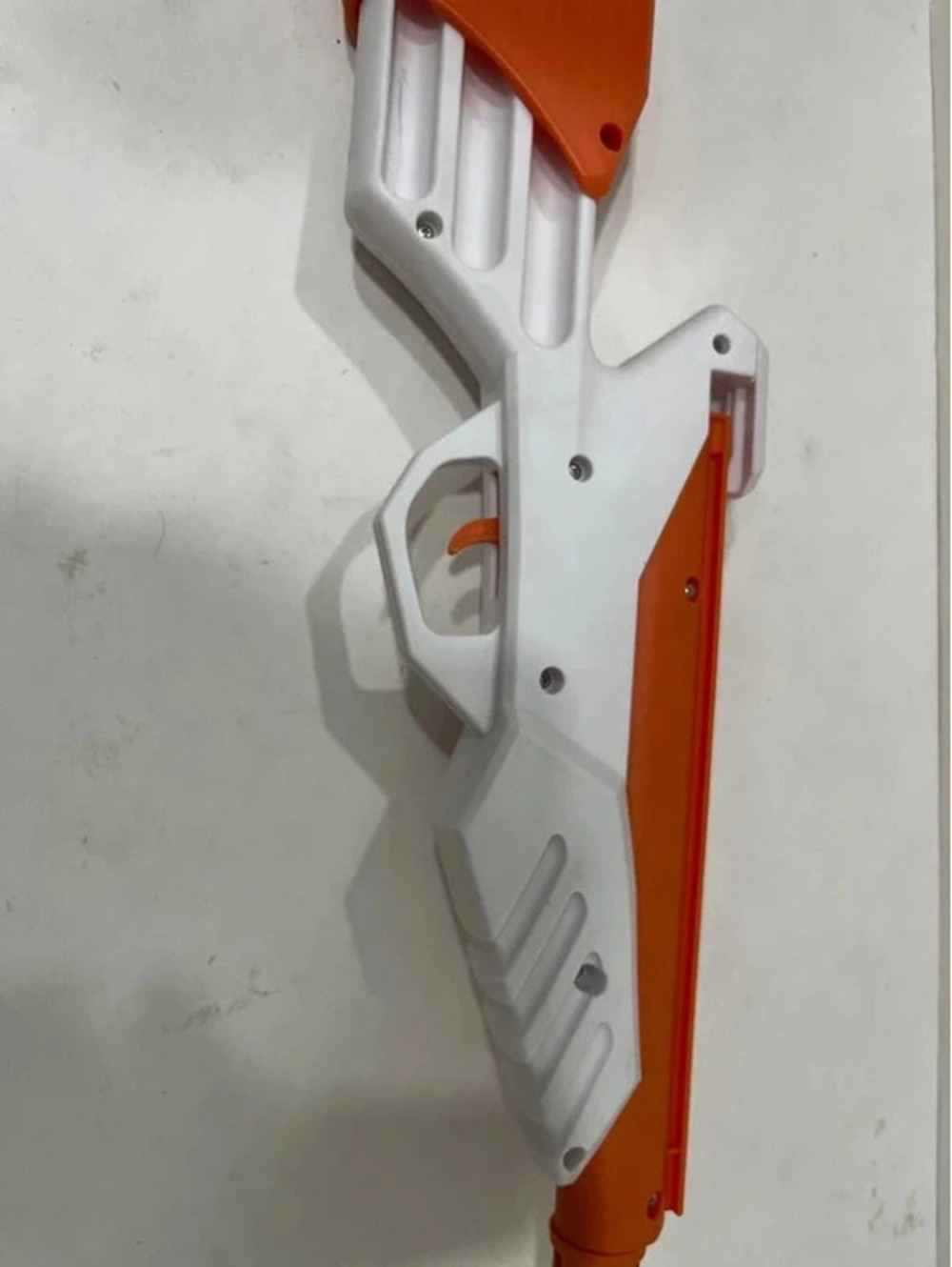 Hand playing foam blaster - Picture 7 of 9
